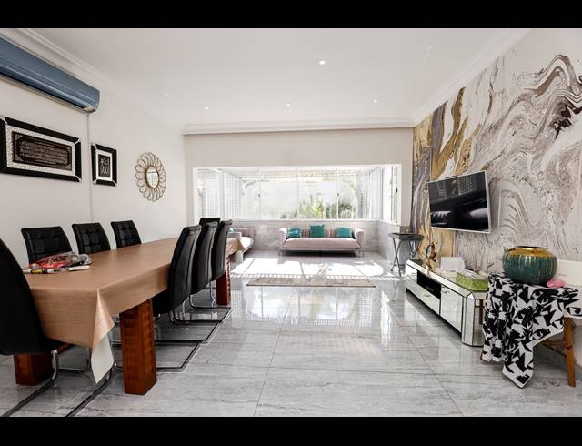 3 BEDROOM APARTMENT FOR SALE IN ESSENWOOD